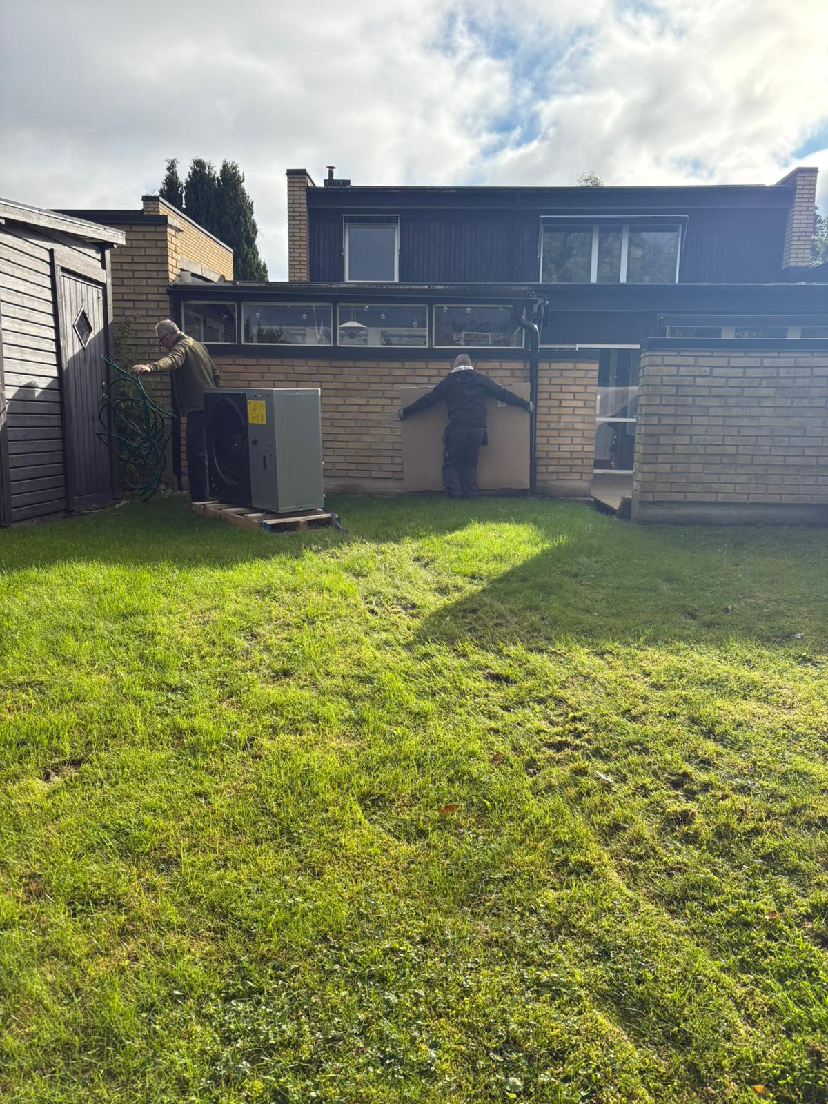 Jourrörmokare i fält